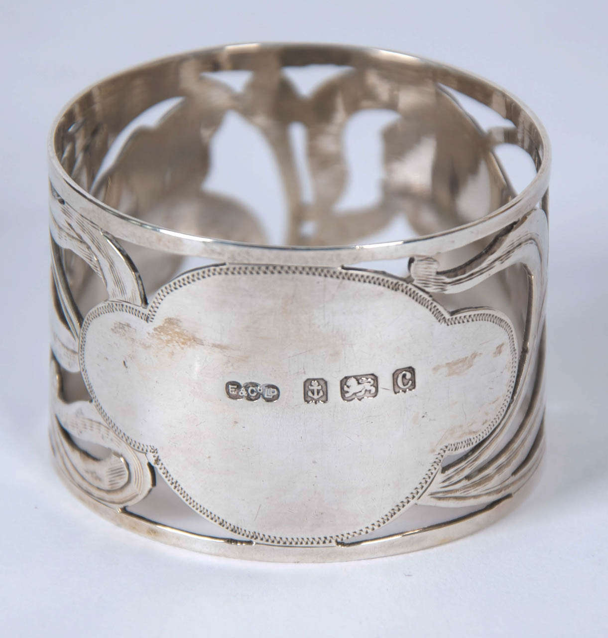 Cased Set of 4 Art Nouveau Silver Napkin Rings by Elkington & Co. 1902 For Sale 1